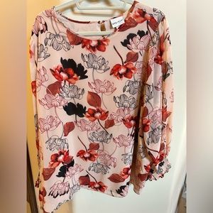 Ava & Viv Floral Blouse with cute sleeves, 3X
